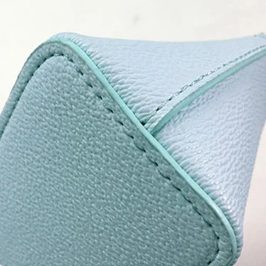 high quality stitching for makeup bag